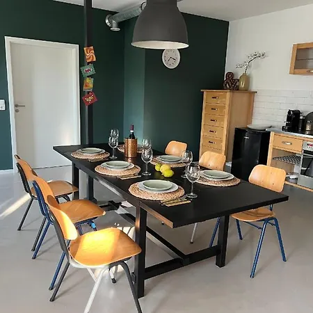Ruhige Wohnung Mit 2 Schlafzimmern Auf 80Qm Kurnach Exterior photo